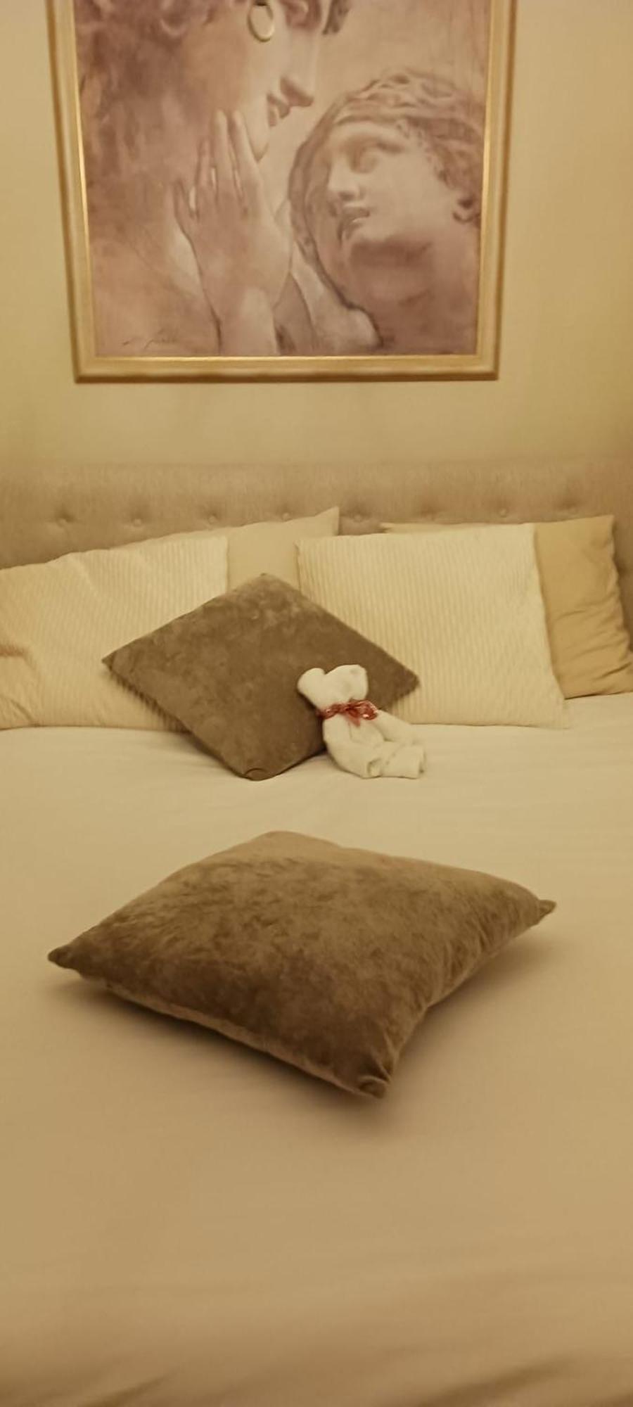 Les Trois L Bed & Breakfast Gindou Bagian luar foto