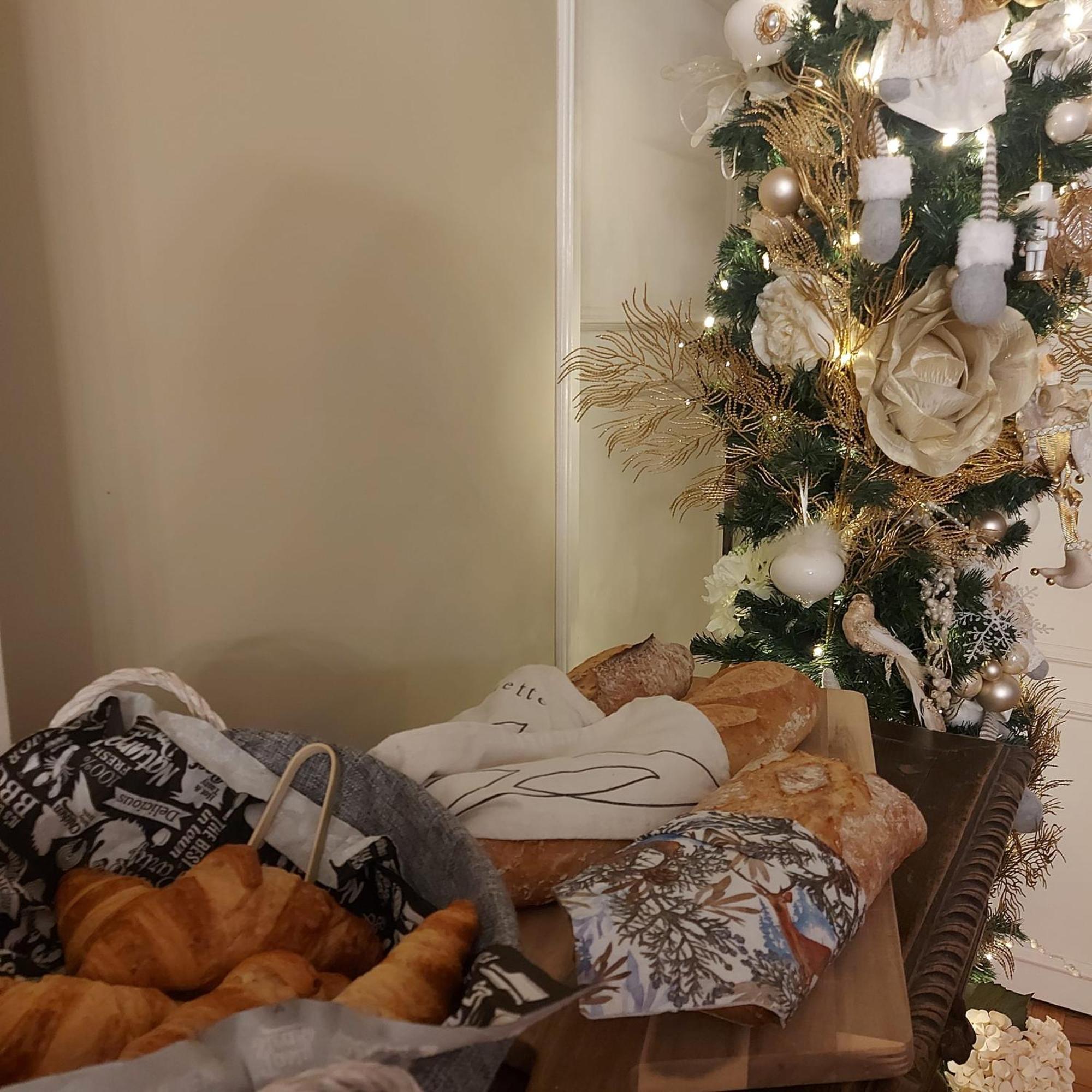 Les Trois L Bed & Breakfast Gindou Bagian luar foto