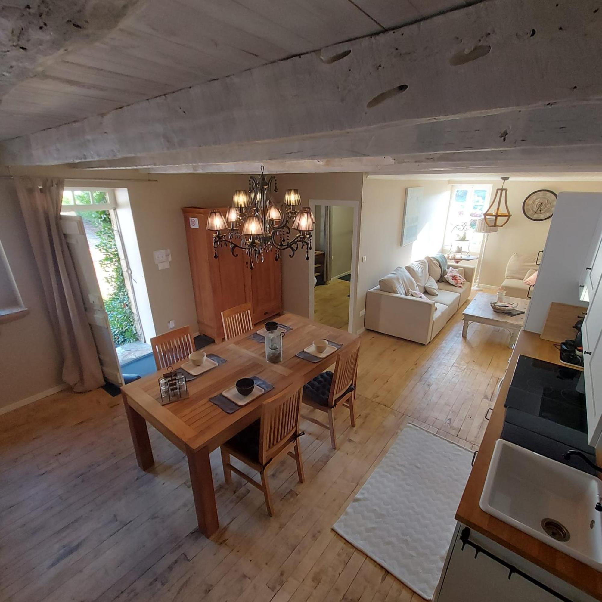 Les Trois L Bed & Breakfast Gindou Bagian luar foto