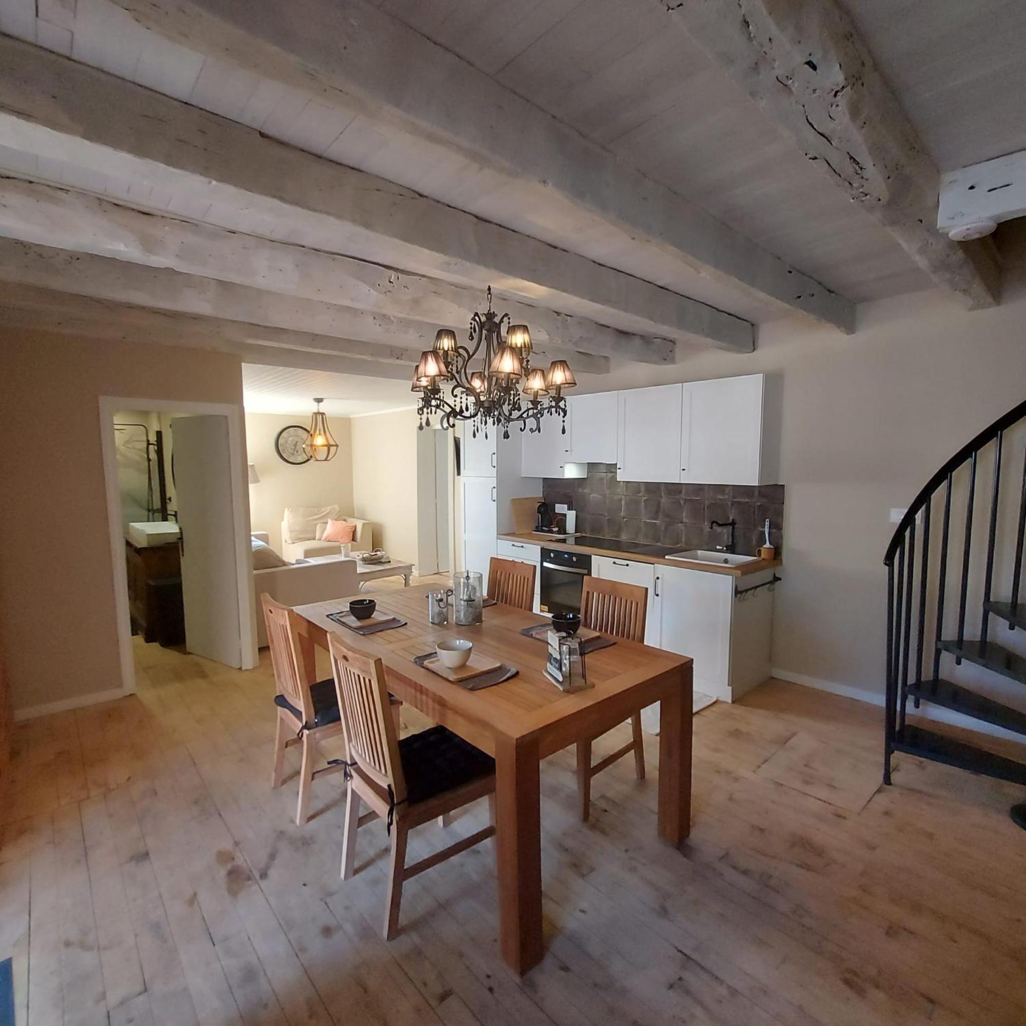 Les Trois L Bed & Breakfast Gindou Bagian luar foto